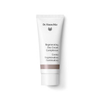 Dr. Hauschka Regenerating Day Cream Complexion: smoothing facial care with mineral pigments, visually balancing Dr. Hauschka Regenerating Day Cream Complexion
